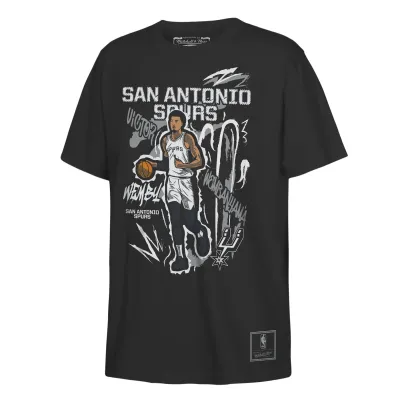 Dětské tričko San Antonio Spurs NBA Victor Wembanyama Chalked Up T-Shirt Černá (YOUTH) Velikost: Dětské S (122 – 134)